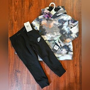 Nike hoodie outfit size 5